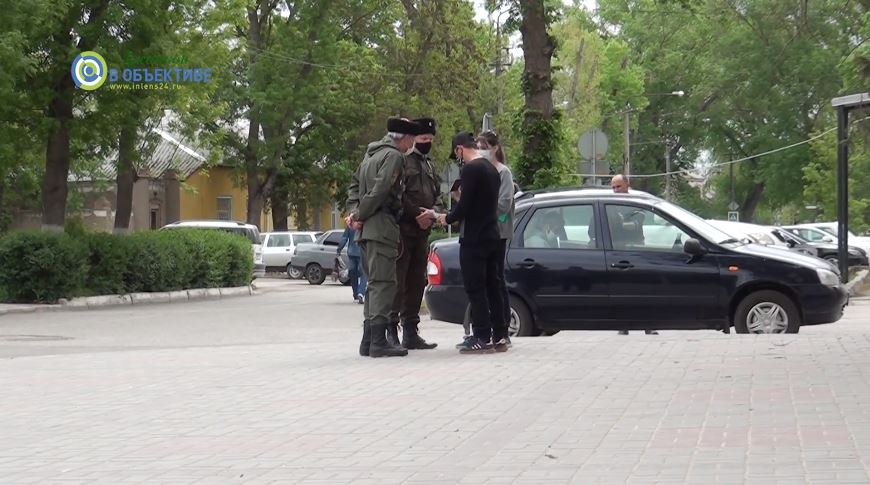Казаки в Джанкое патрулируют улицы