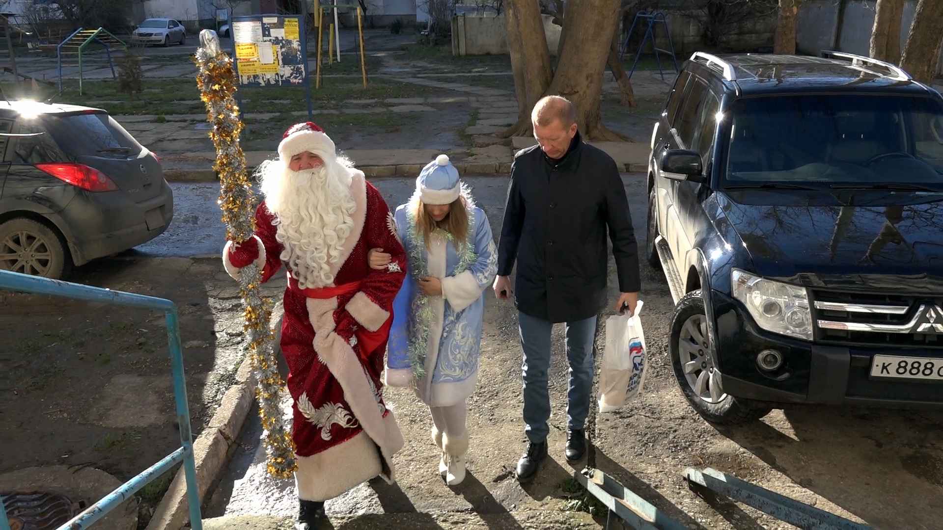 Дед Мороз и Снегурочка в Джанкое