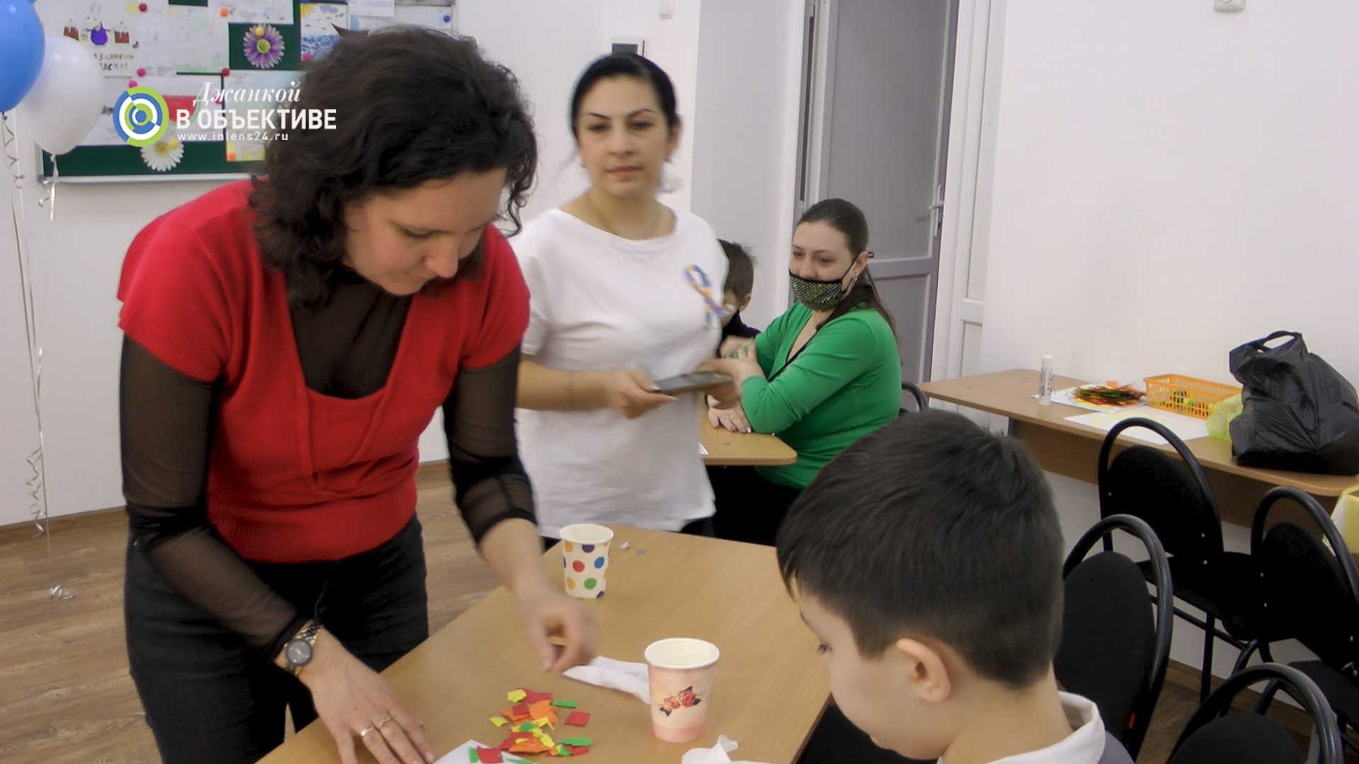 Дети аутисты в поле зрения творческих работников Джанкойского ЦКиД