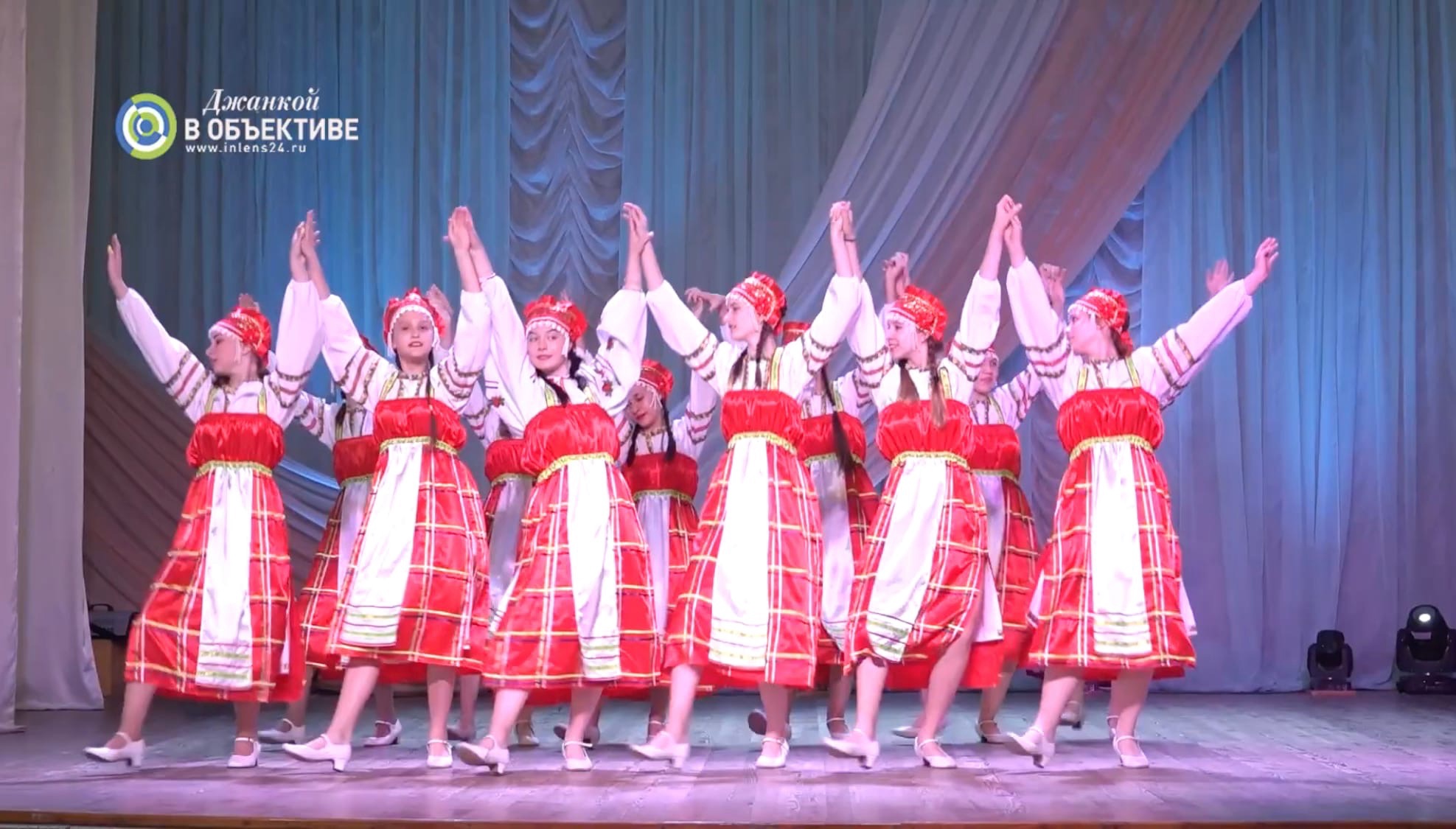 Джанкой в объективе Танцевальный коллектив УЛЫБКА дал отчётный концерт - 2022 Улыбка. Разнообразие культур в танце