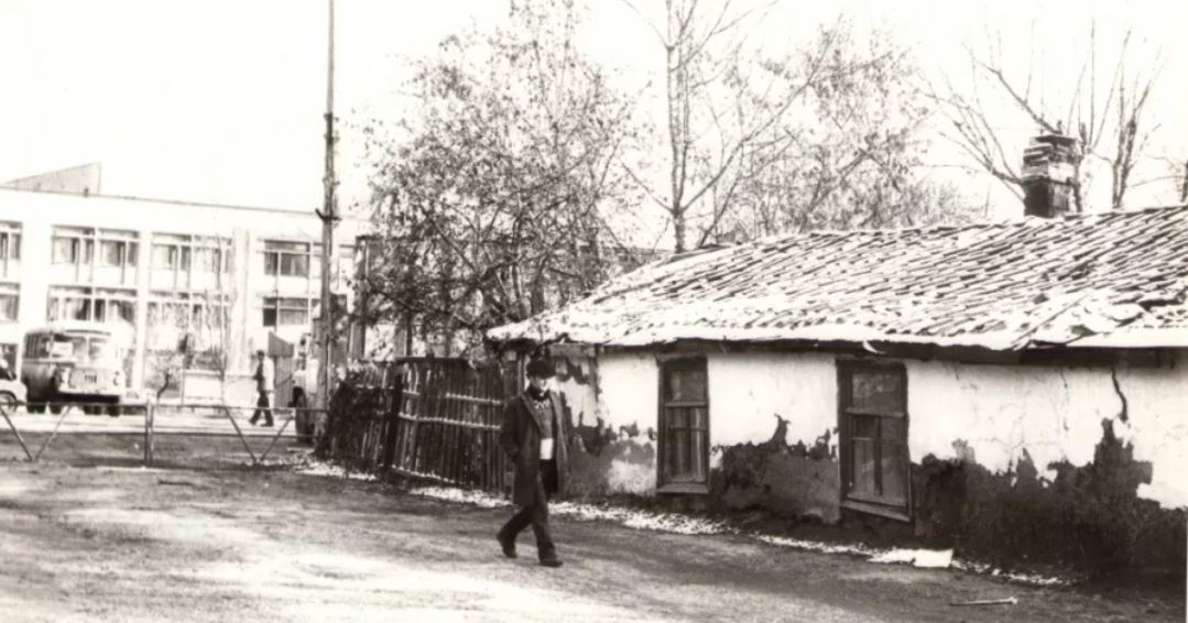 Джанкой в объективе Любимый город воспеваем / Джанкою - 106 дома строителей железной дороги в Джанкое. 80 е годы 20 в