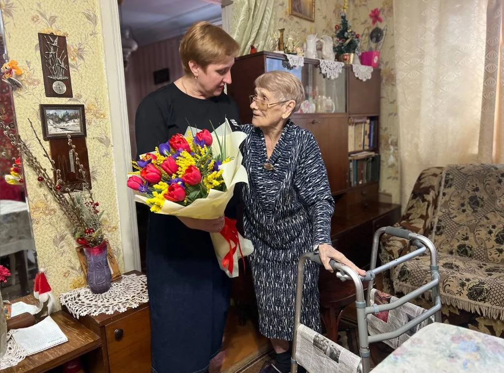 Джанкой в объективе Школа - мир, любимый сквозь года/Джанкой 1950 - 2025 Джанкой в объективе Школа - мир, любимый сквозь года/Джанкой 1950 - 2025 Е.В Хоменко. Почетный житель города. Учитель. Школа 2 г. Джанкоя